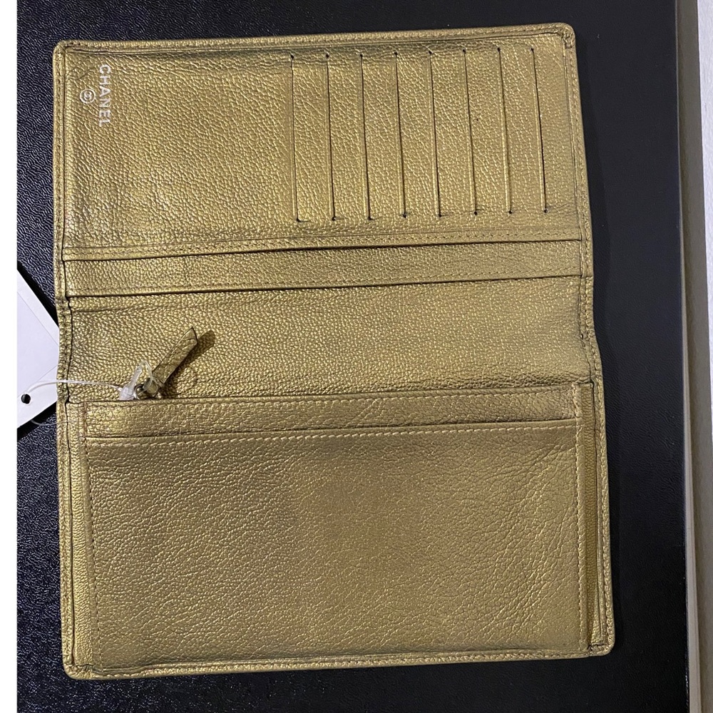 Chanel Yen Wallet View 4